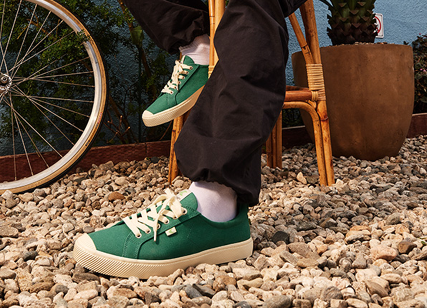 OCA Low Green Canvas Sneaker