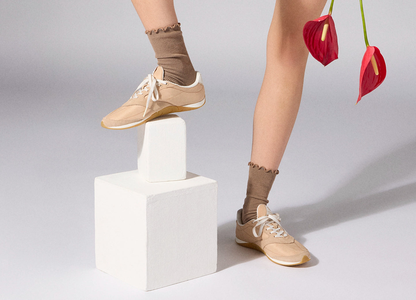 SUTAI Nylon and Suede Desert Taupe