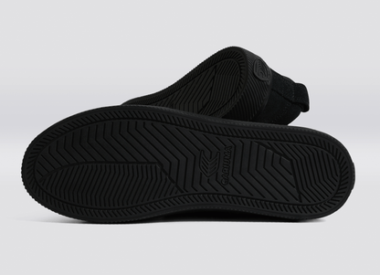 OCA Low Speedhooks All Black Suede Sneaker