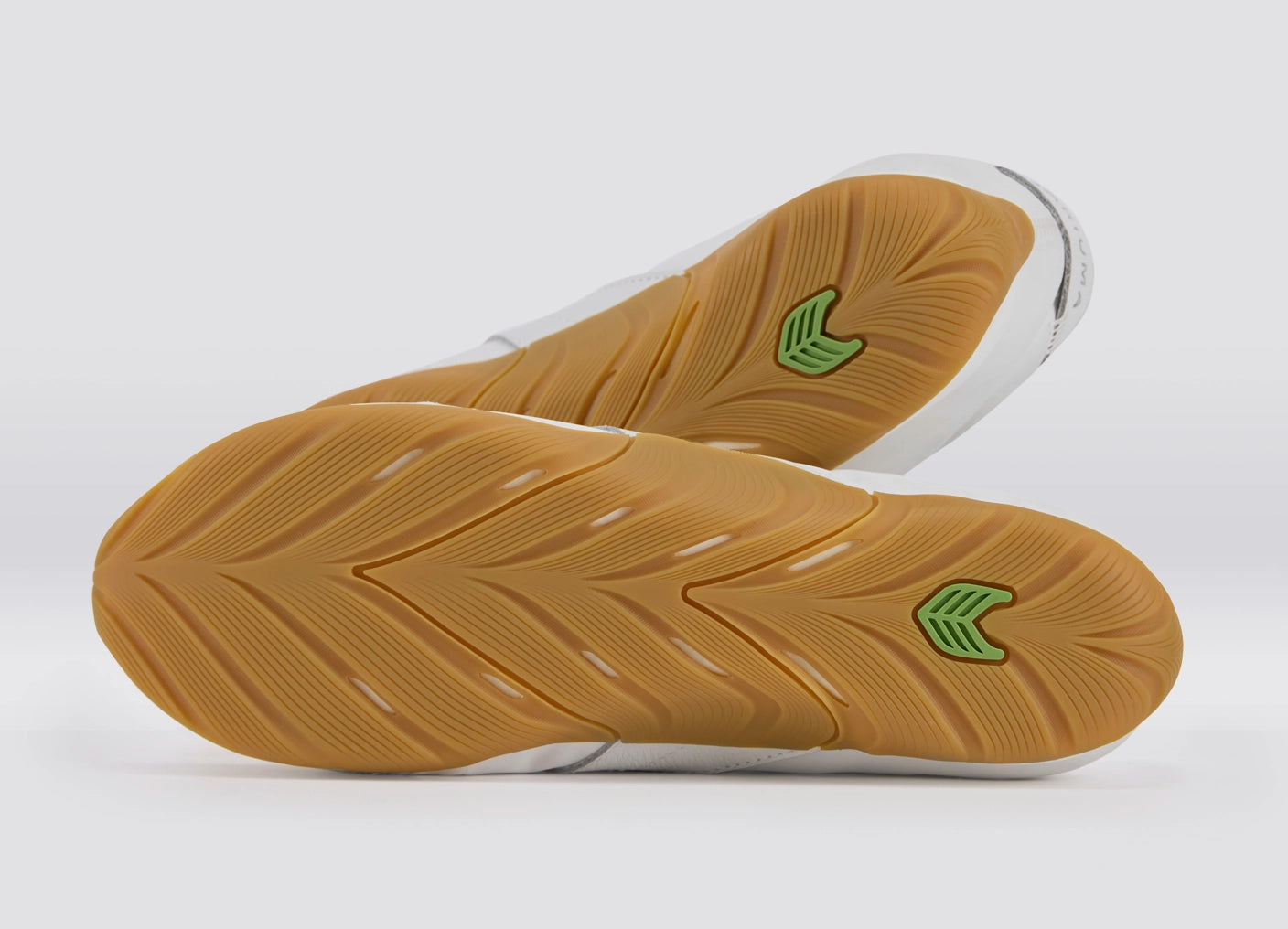 SUTAI Nylon Leather White