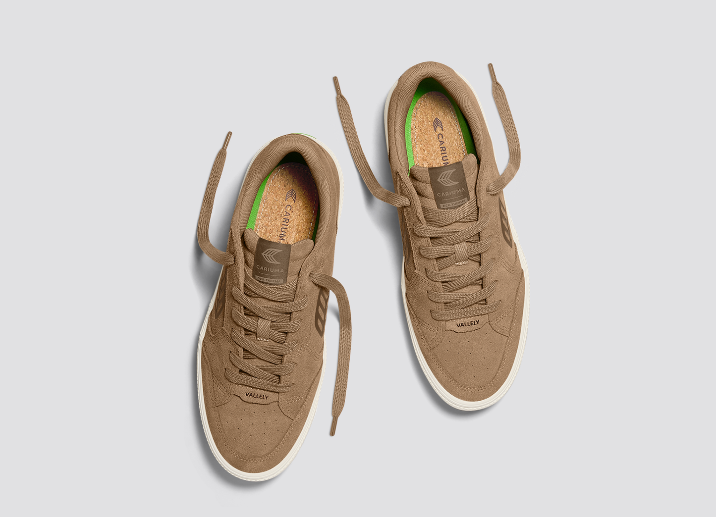 VALLELY Nut Suede Malt Ball Logo Sneaker